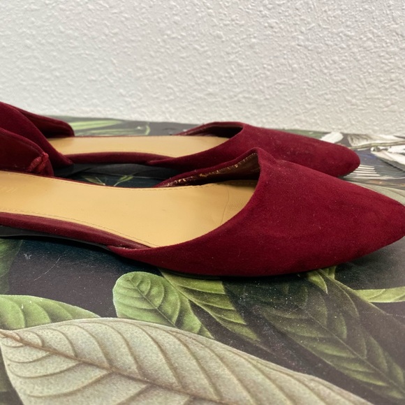 Flats - Picture 2 of 5